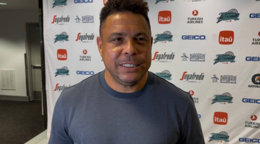 ‘Sem clube para perturbar a cabeça’, Ronaldo troca investimentos no futebol pelo tênis