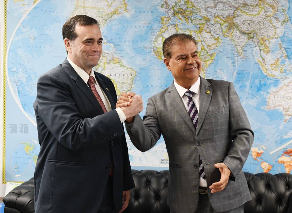 Mau tempo cancela visita de comitiva do Paraguai ao Senado brasileiro