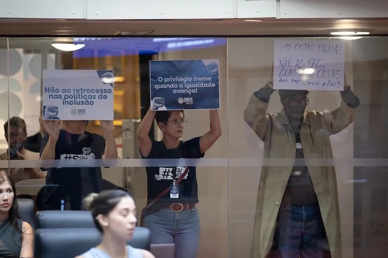 PT e PSOL vão ao STF contra veto a cotas raciais em universidades de Santa Catarina