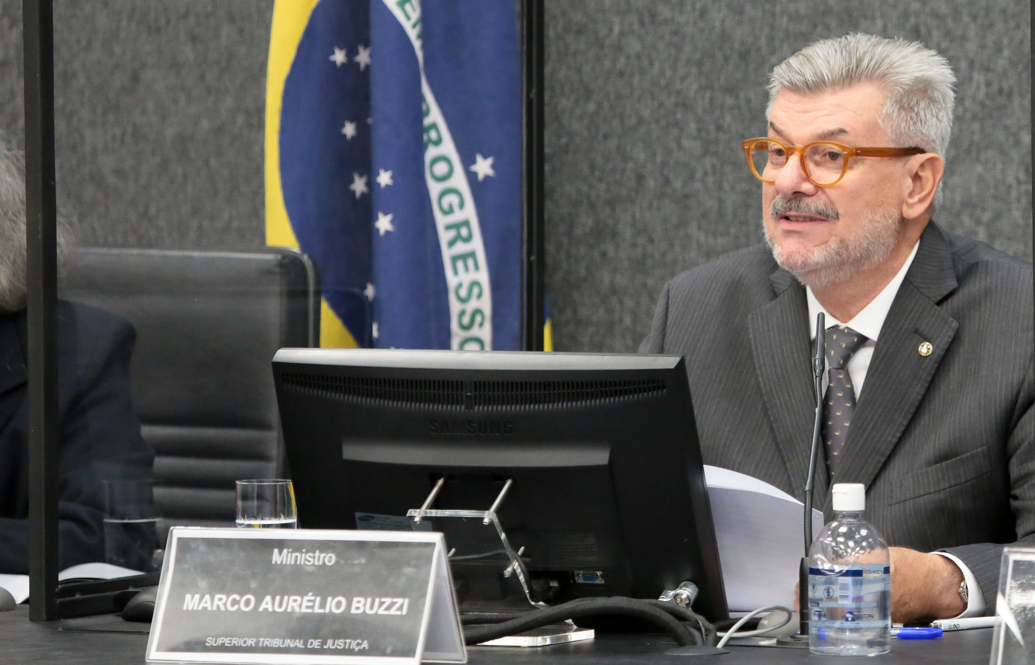 AGU encaminha pedido para ministro do STJ acusado de assédio sexual perder cargo definitivamente