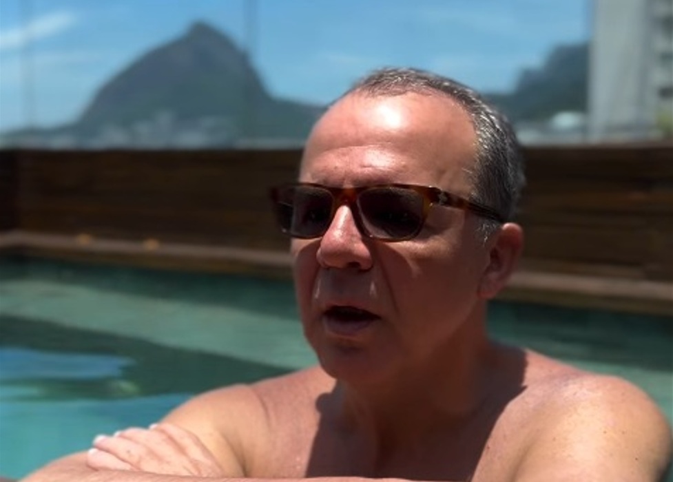 PF acha mensagens de Sérgio Cabral e Rodrigo Bacellar sobre favores no Judiciário do RJ