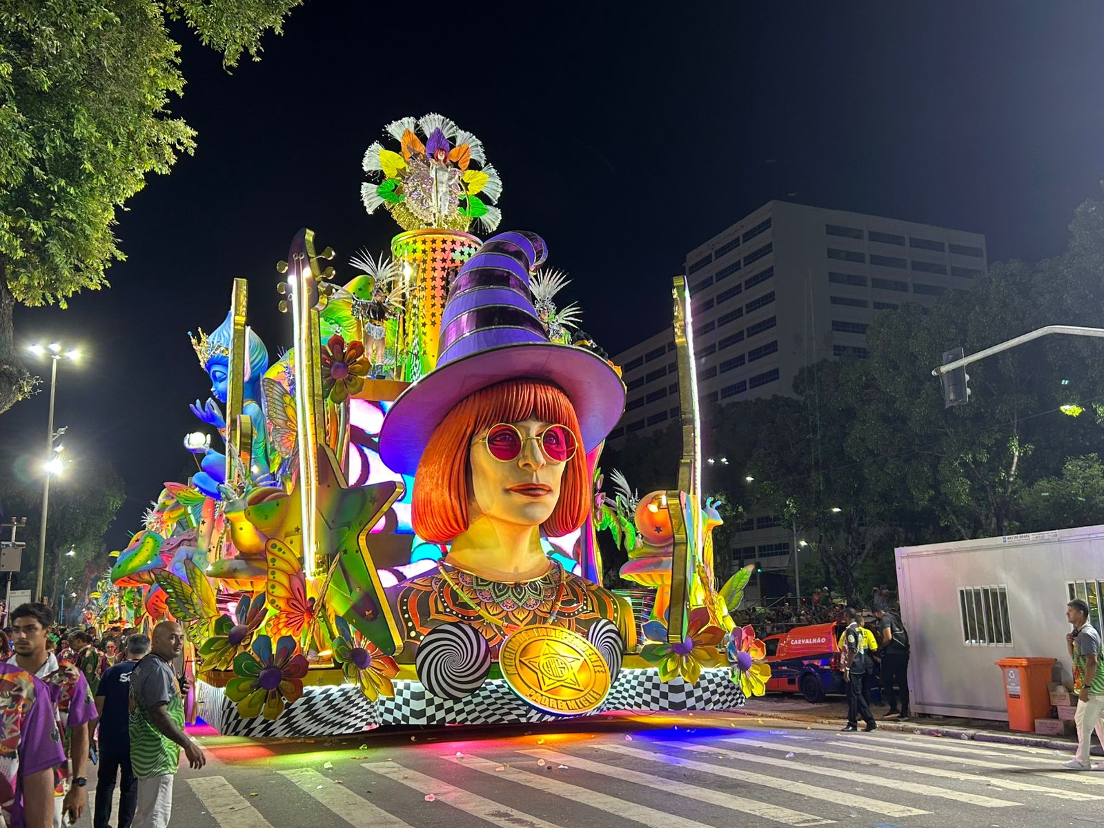 Mocidade faz de Rita Lee um grito por liberdade e dias melhores