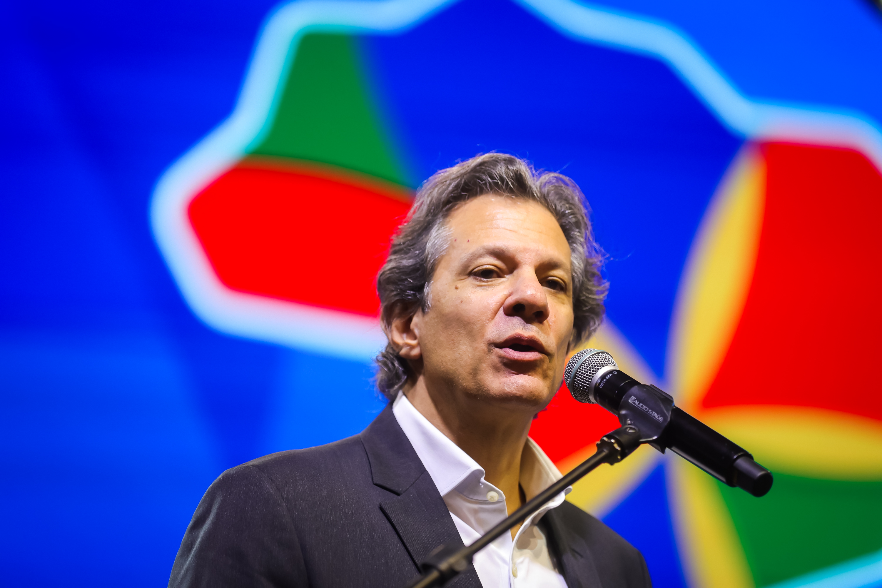Lula exonera Haddad do Conselho da Itaipu Binacional