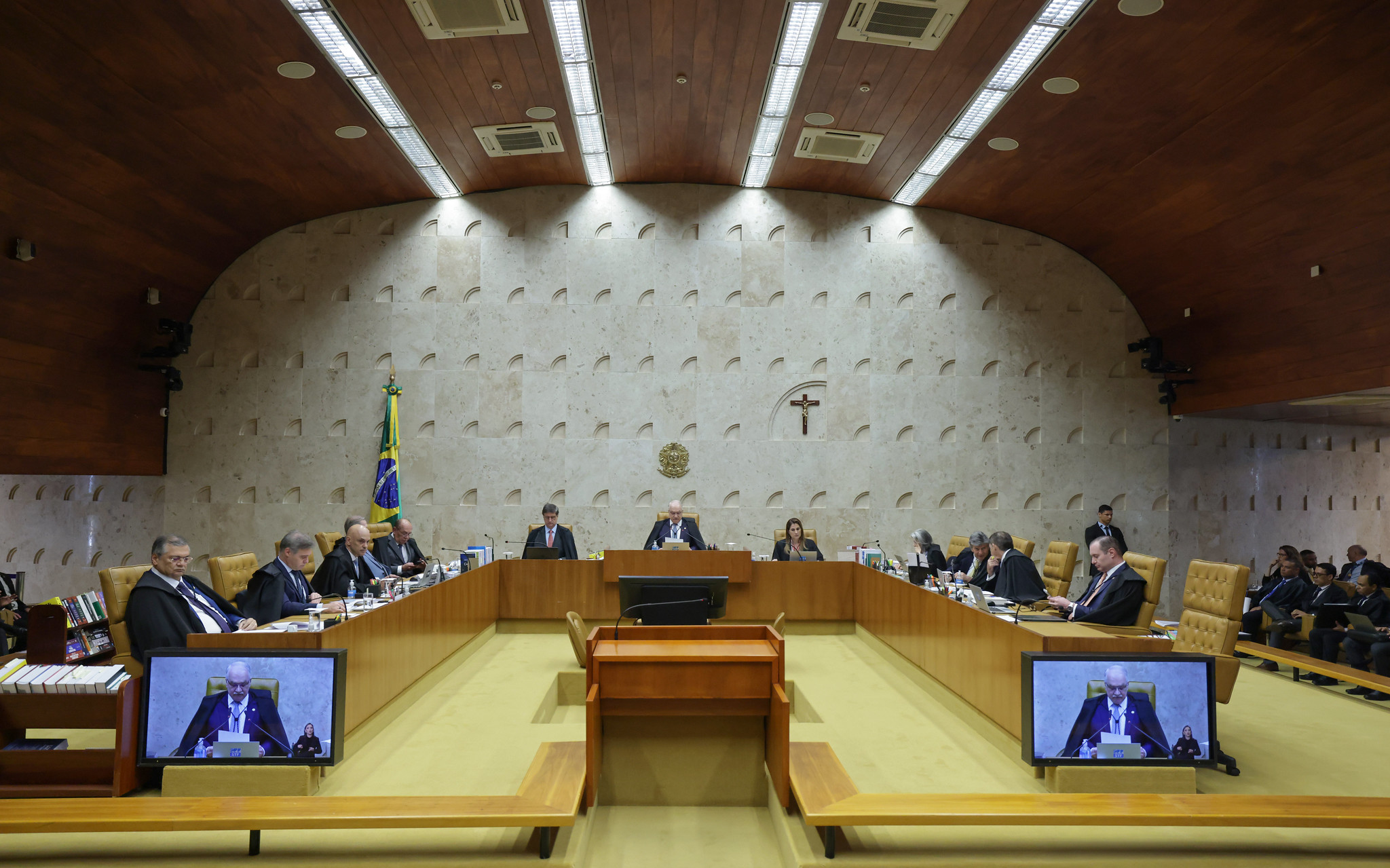 STF tem maioria para derrubar lei que proibia cotas raciais em Santa Catarina