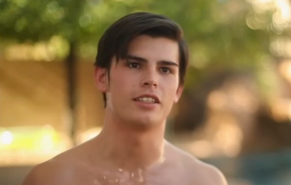Ator de filmes adultos é encontrado morto em casa