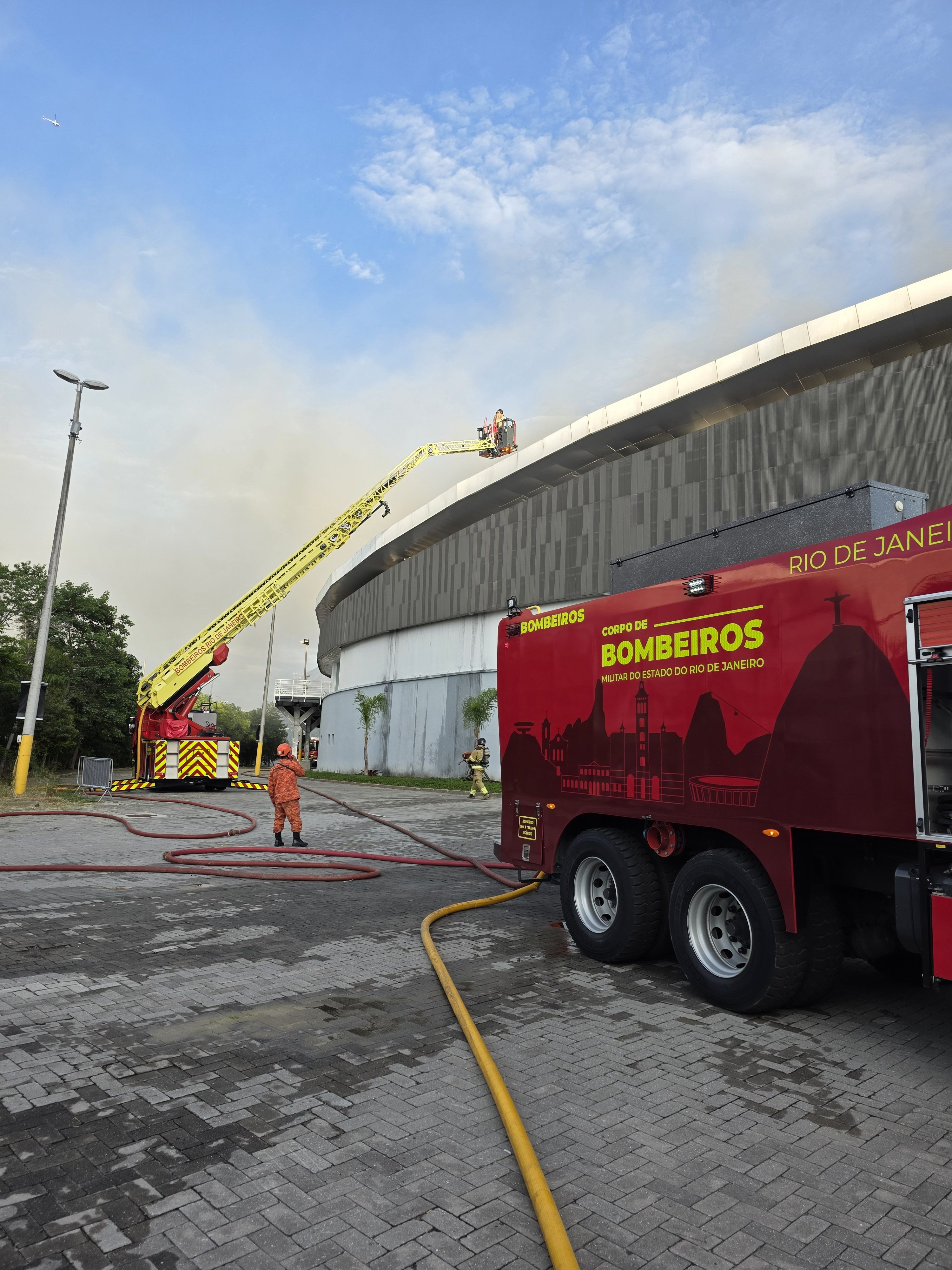 Museu Olímpico e pista do Velódromo não sofreram danos em incêndio, diz prefeito do Rio