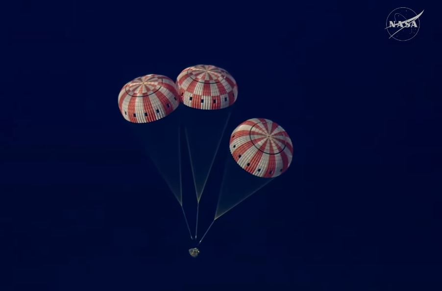 Tripulação da Artemis II retorna à Terra após missão histórica