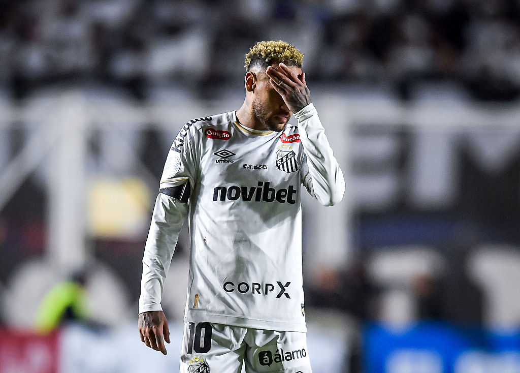 Robinho Jr. acusa Neymar de agressão e notifica o Santos