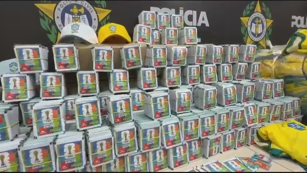 Preço alto dos cromos faz disparar “pirataria” de figurinhas da Copa