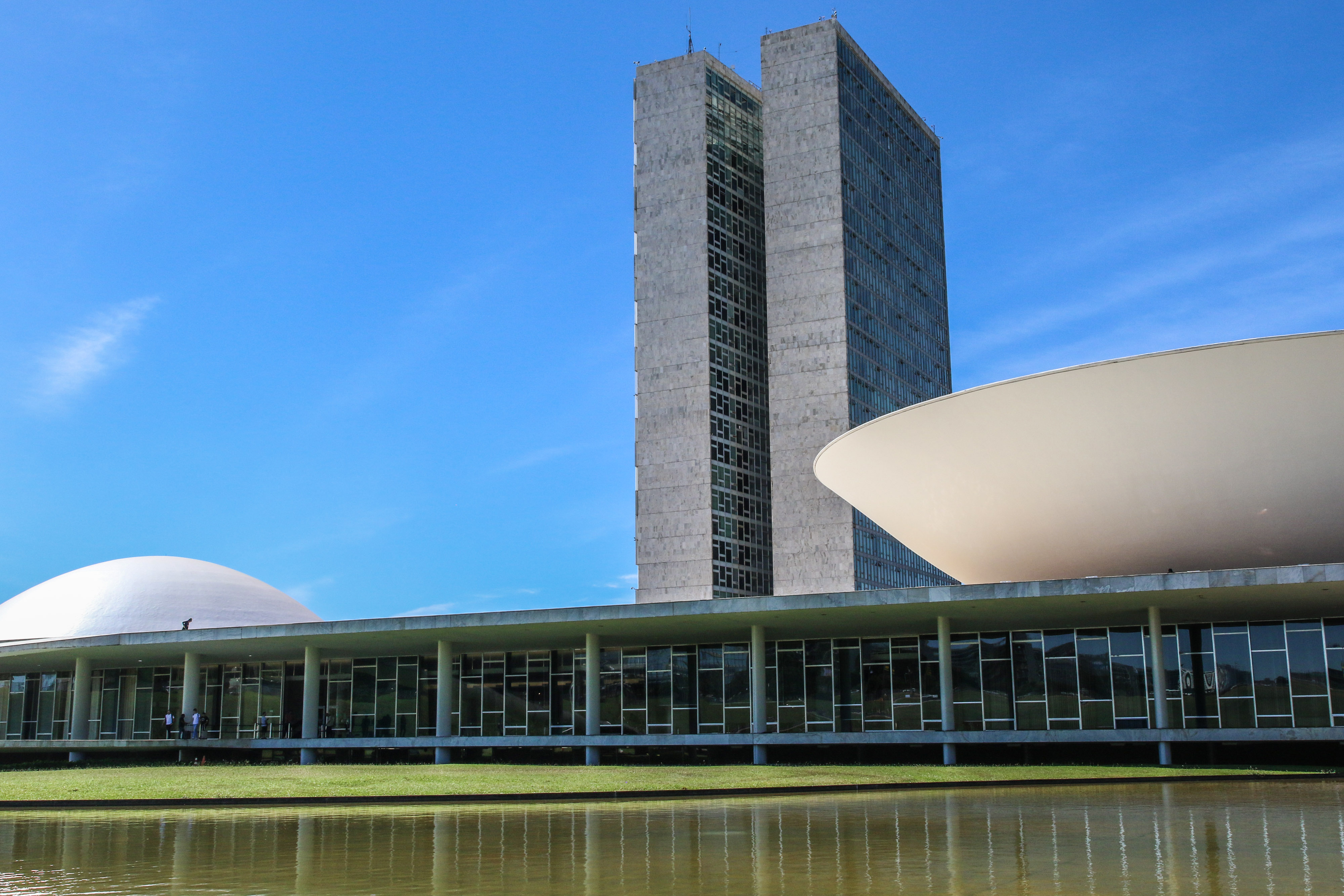 A derrubada dos vetos na LDO e o peso sobre as contas públicas, inflação e juros