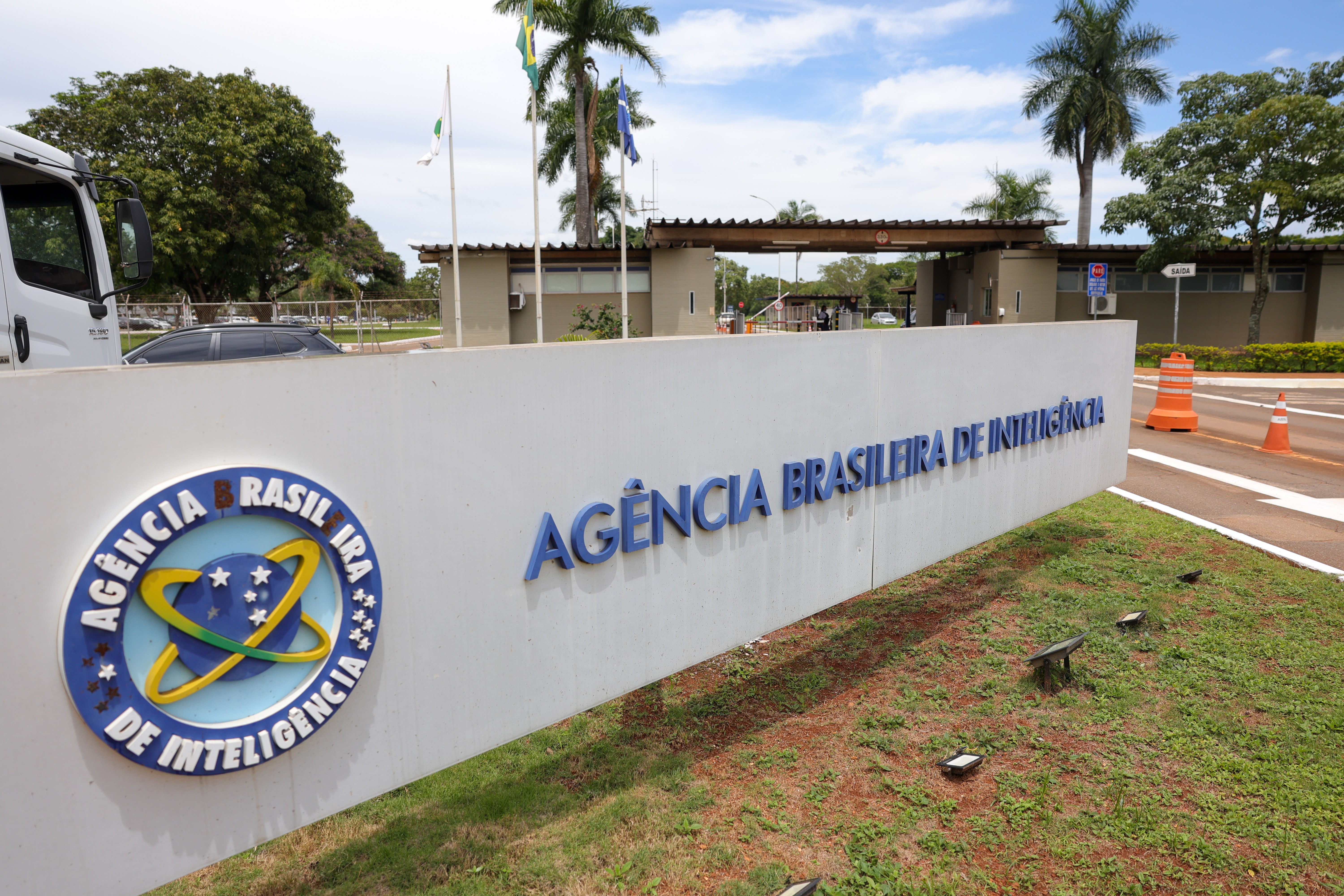 Em meio à crise no STF, Intelis defende regulamentação da atividade de inteligência