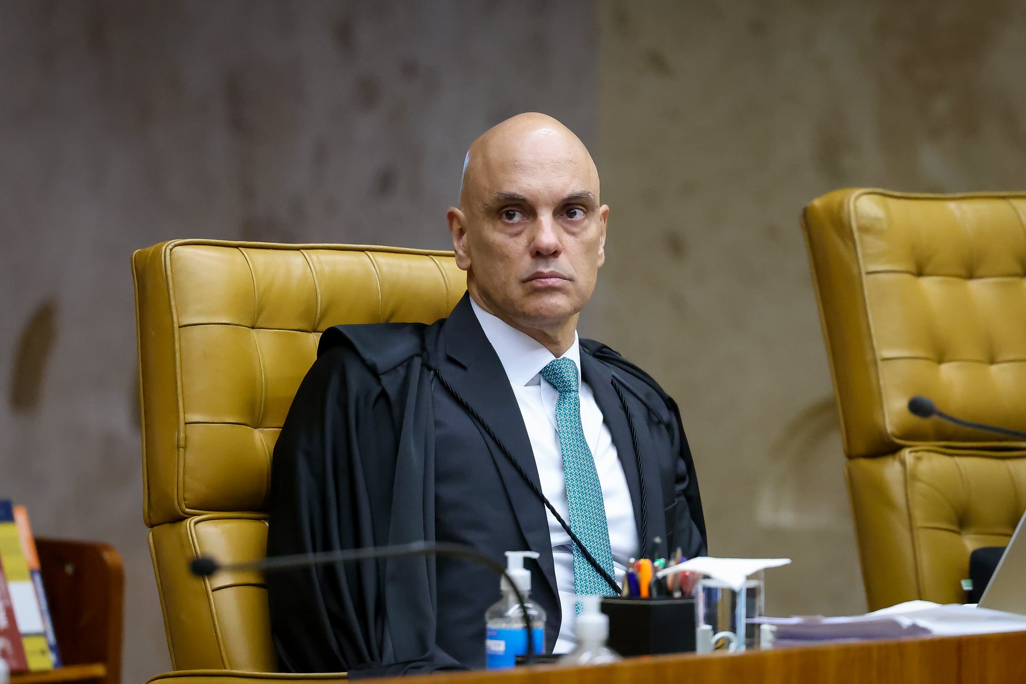 Moraes vota para manter multa de R$ 425 mil a Roberto Jefferson