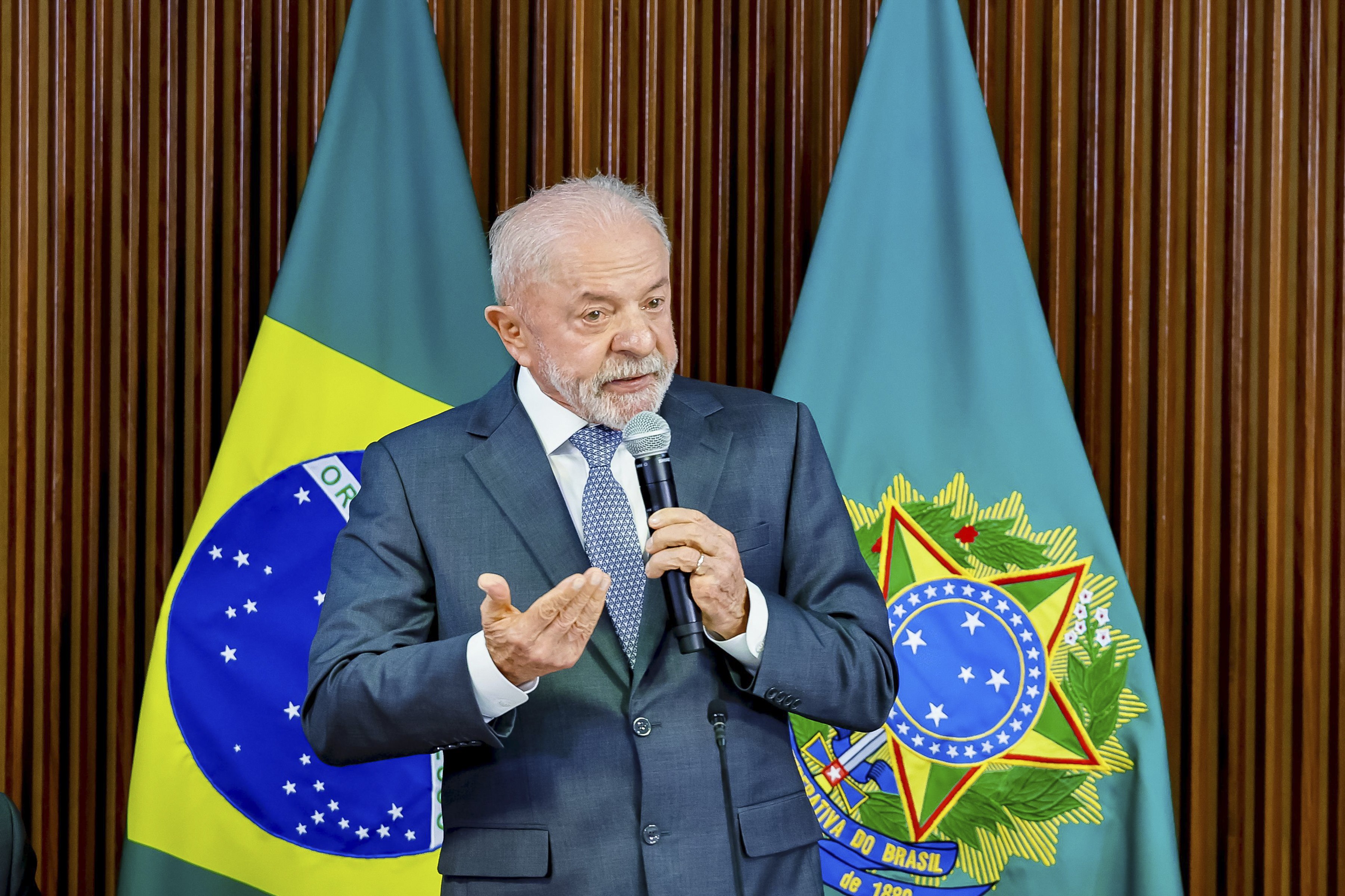 ‘Próxima pandemia não vai aguardar’: Lula e diretor da OMS fazem apelo por acordo