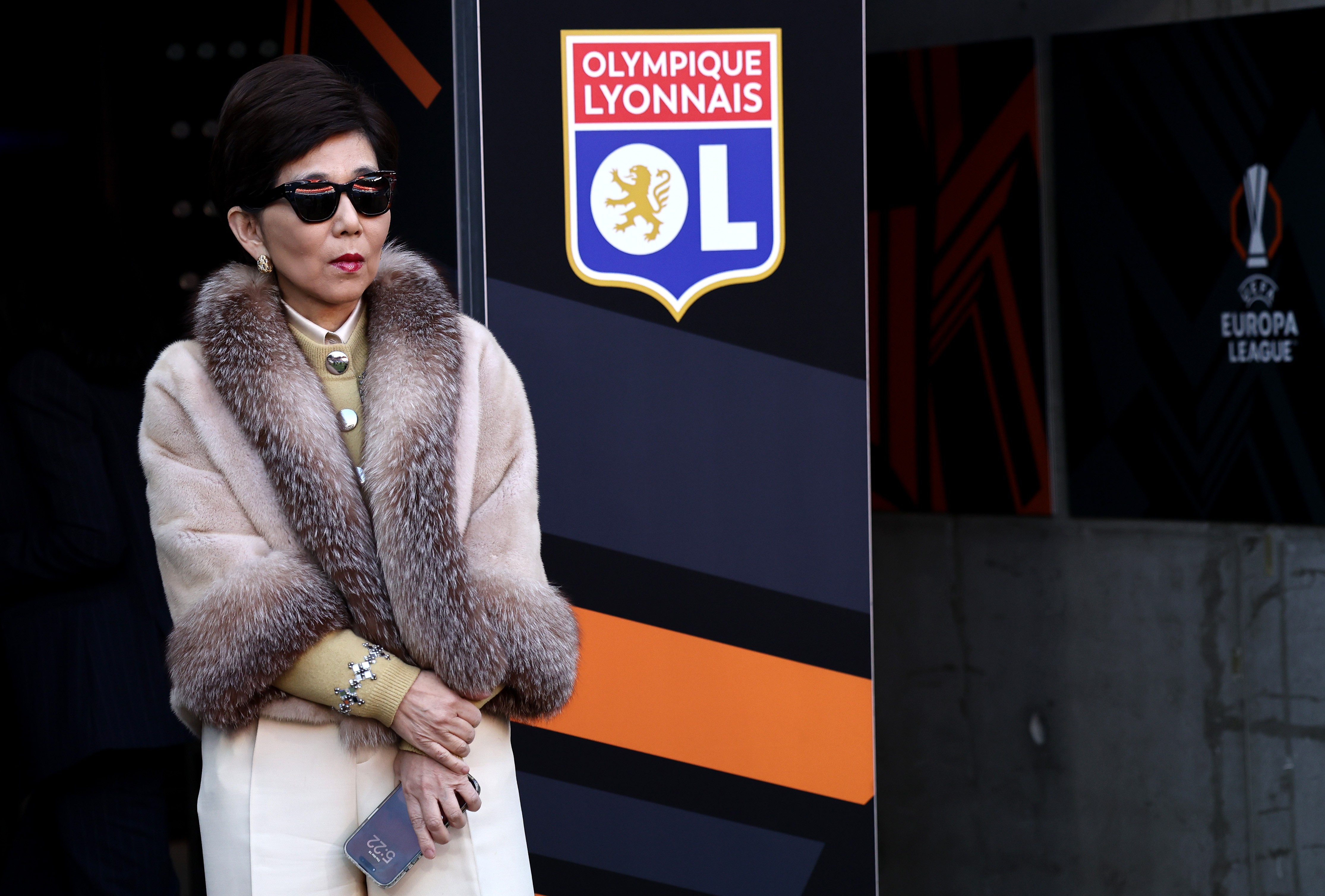 Michele Kang faz acordo com empresa de John Textor e assume integralmente o Lyon