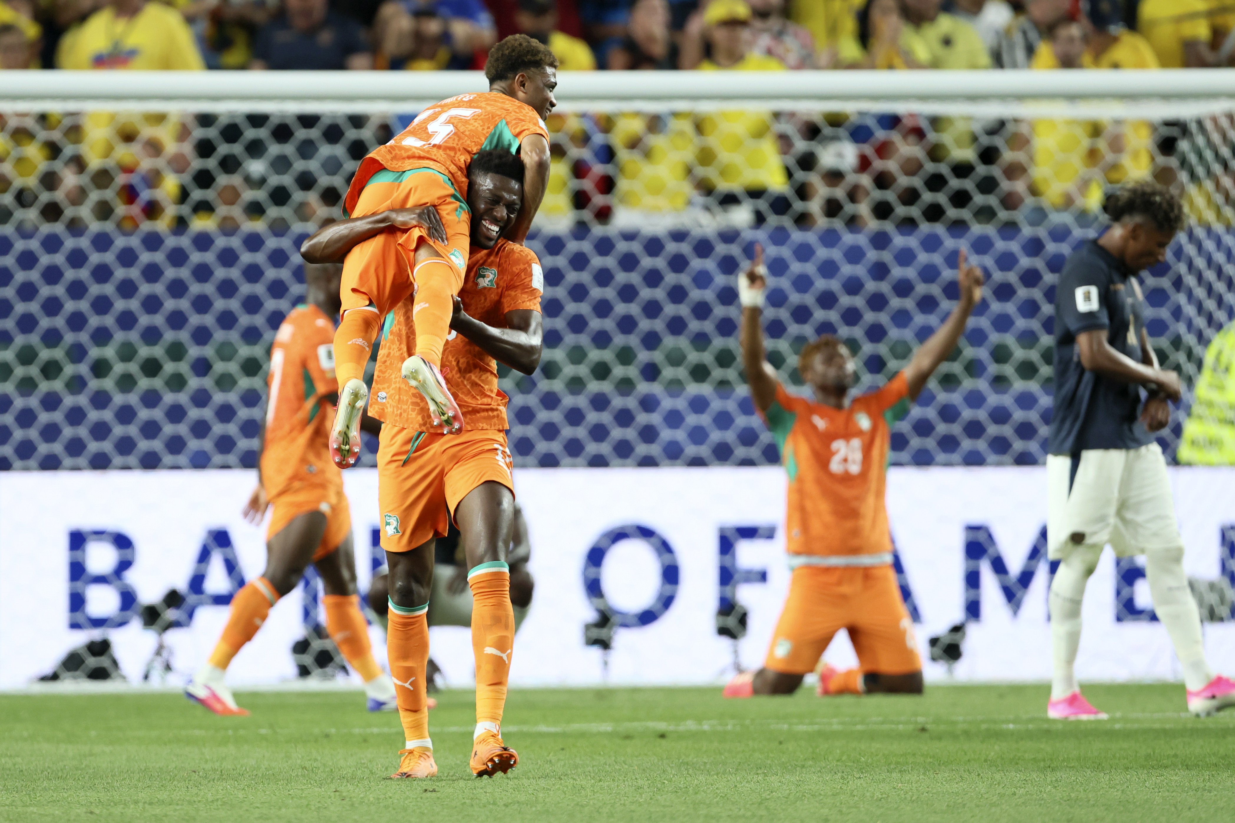 Costa do Marfim decepciona torcida equatoriana na Filadélfia com gol no fim do jogo