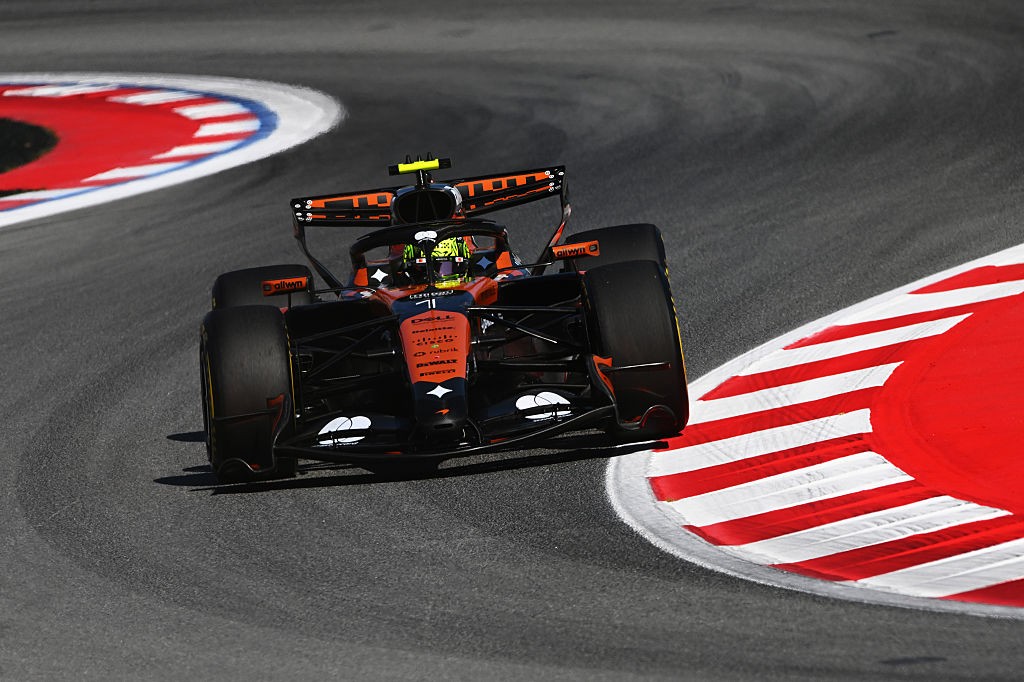 P47: McLaren prepara seu primeiro SUV