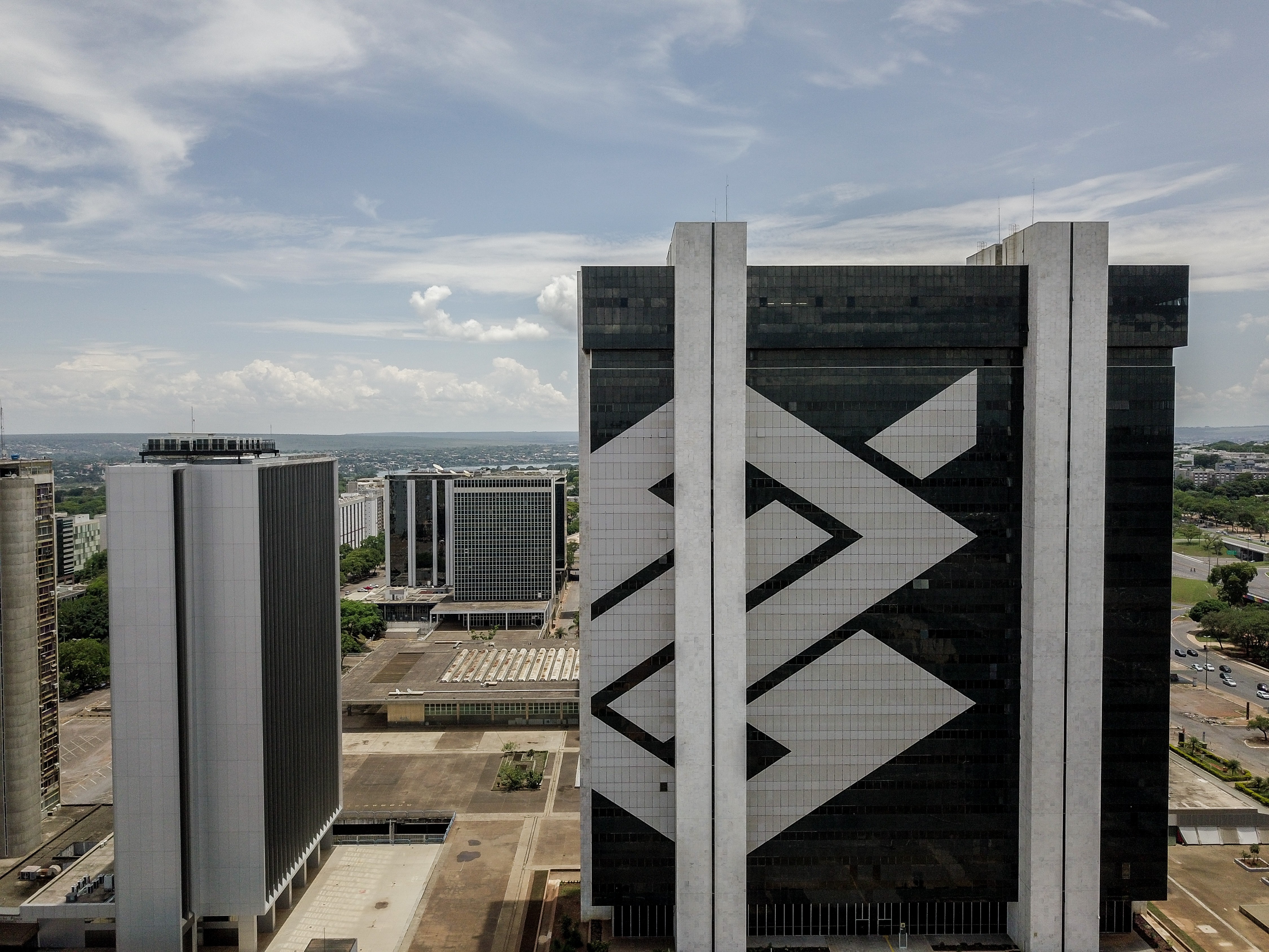 Banco do Brasil (BBAS3) lucra R$ 7,3 bilhões no 1° semestre, queda de 34%