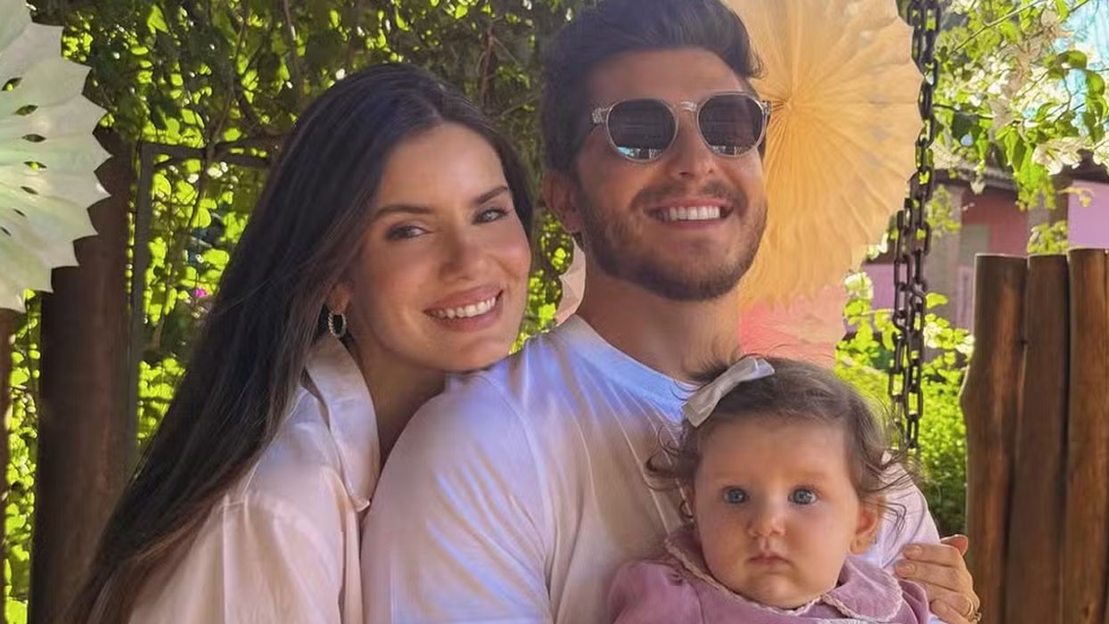 Camila Queiroz diz que congelou células-tronco da filha, mas técnica não é ‘seguro de vida’; entenda