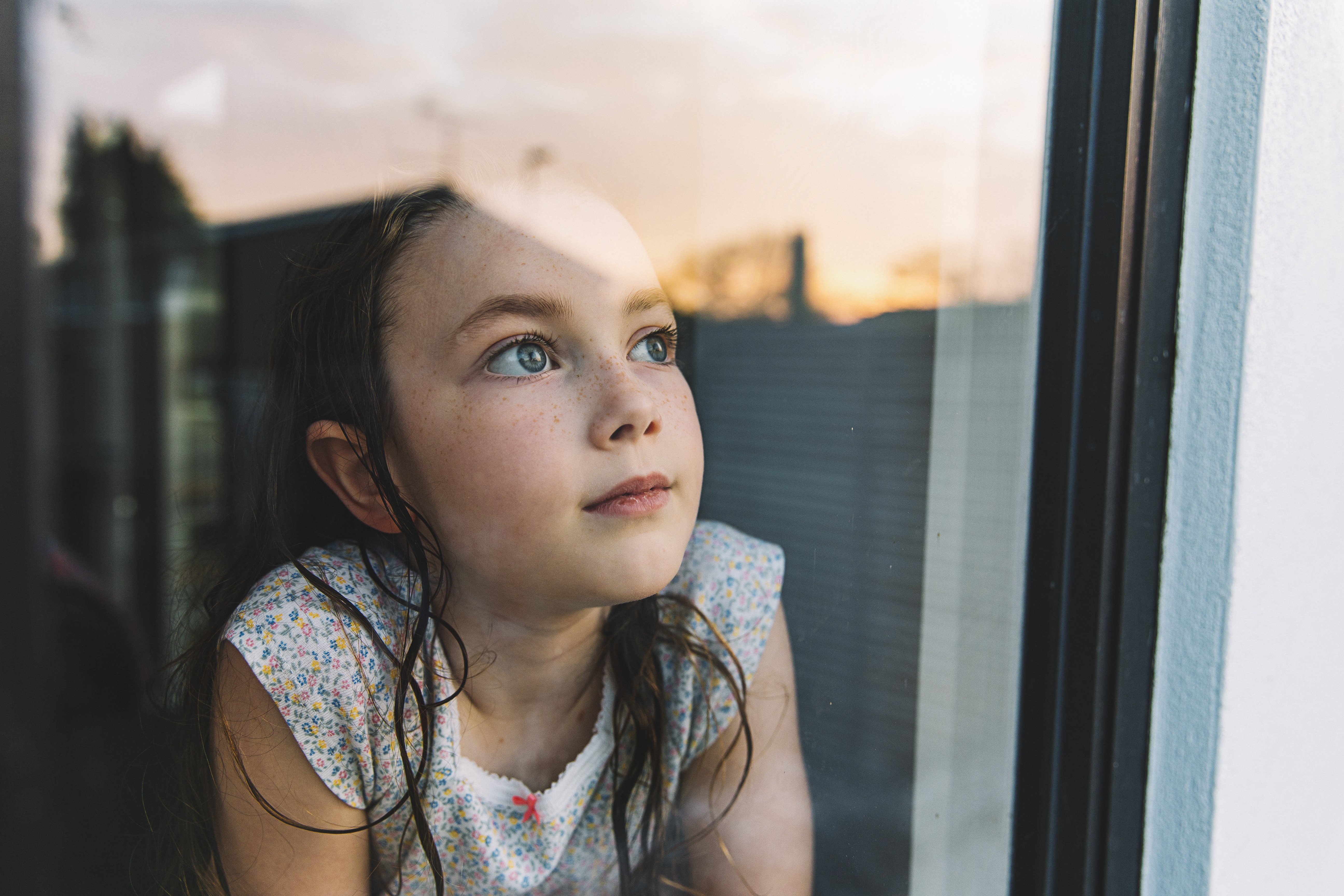 A geração do lockdown: estudo encontra efeitos duradouros no desenvolvimento infantil