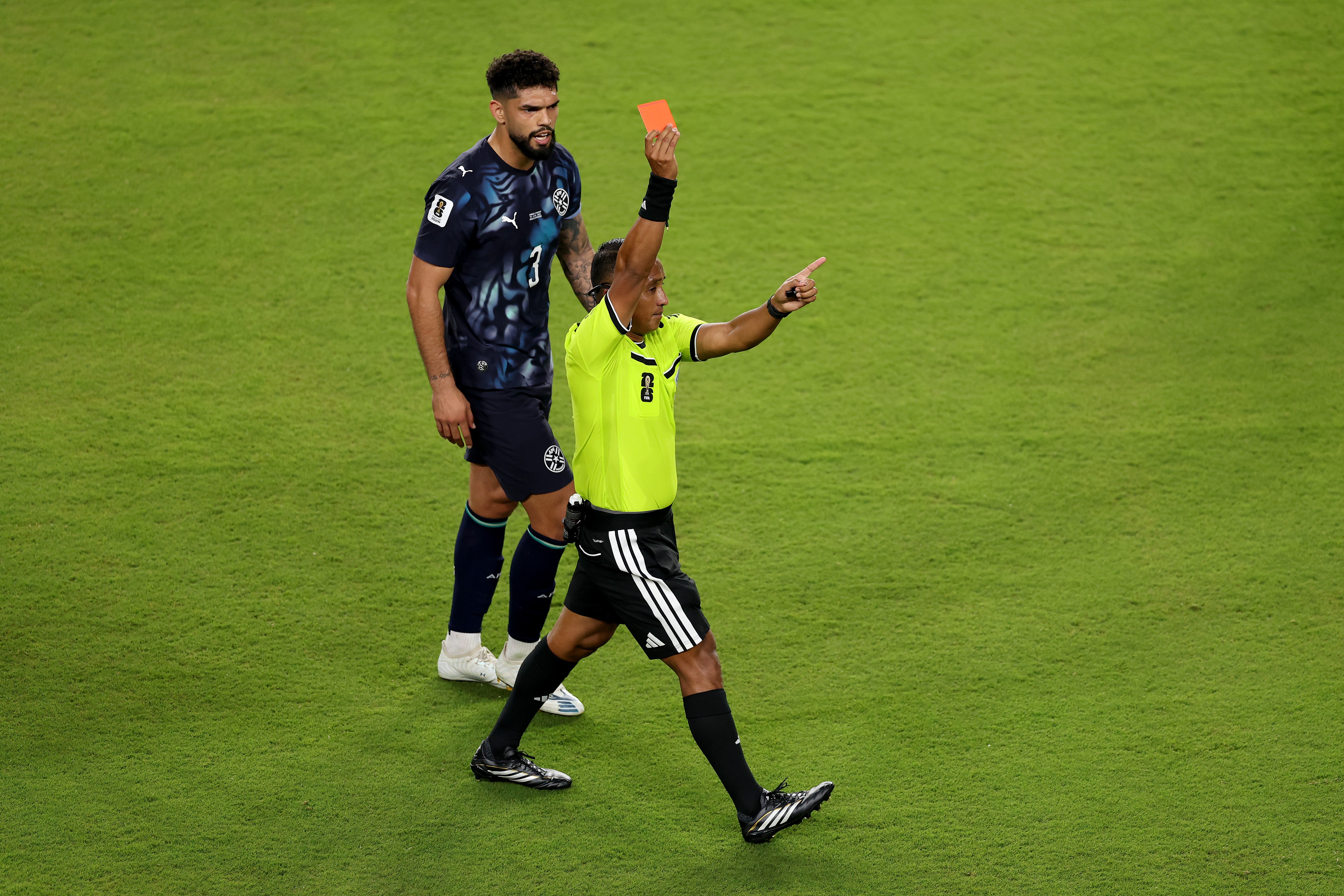 Árbitro que aplicou ‘Lei Vini Jr.’ apitará semifinal entre Espanha e França