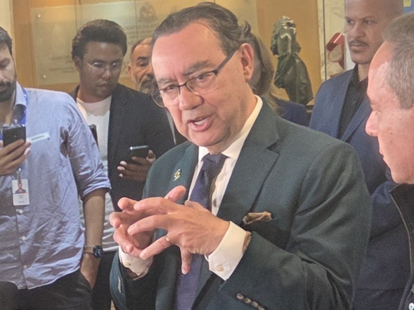 Augusto Cury recua em pesquisa e perde força para outro nome da terceira via
