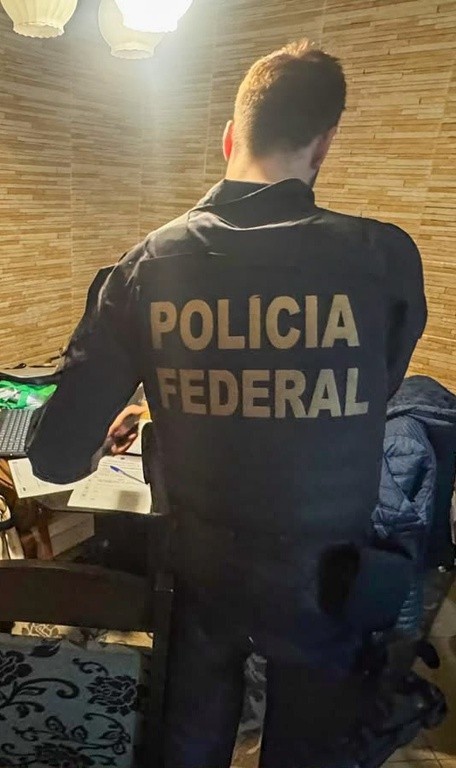 PF mira grupo que usava malas diplomáticas falsas para contrabandear eletrônicos