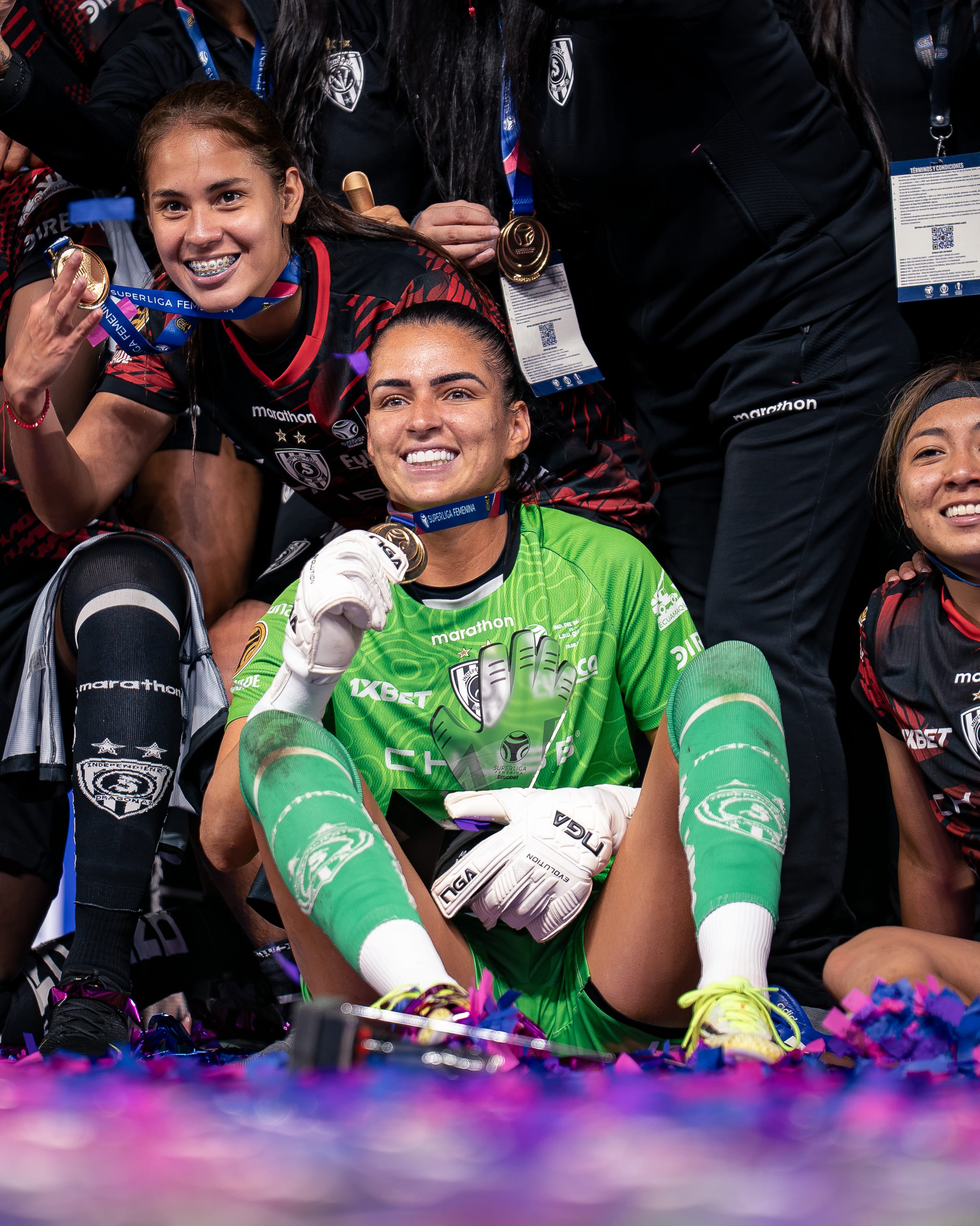 Conheça Alice Tosta, a goleira brasileira do Dragonas IDV