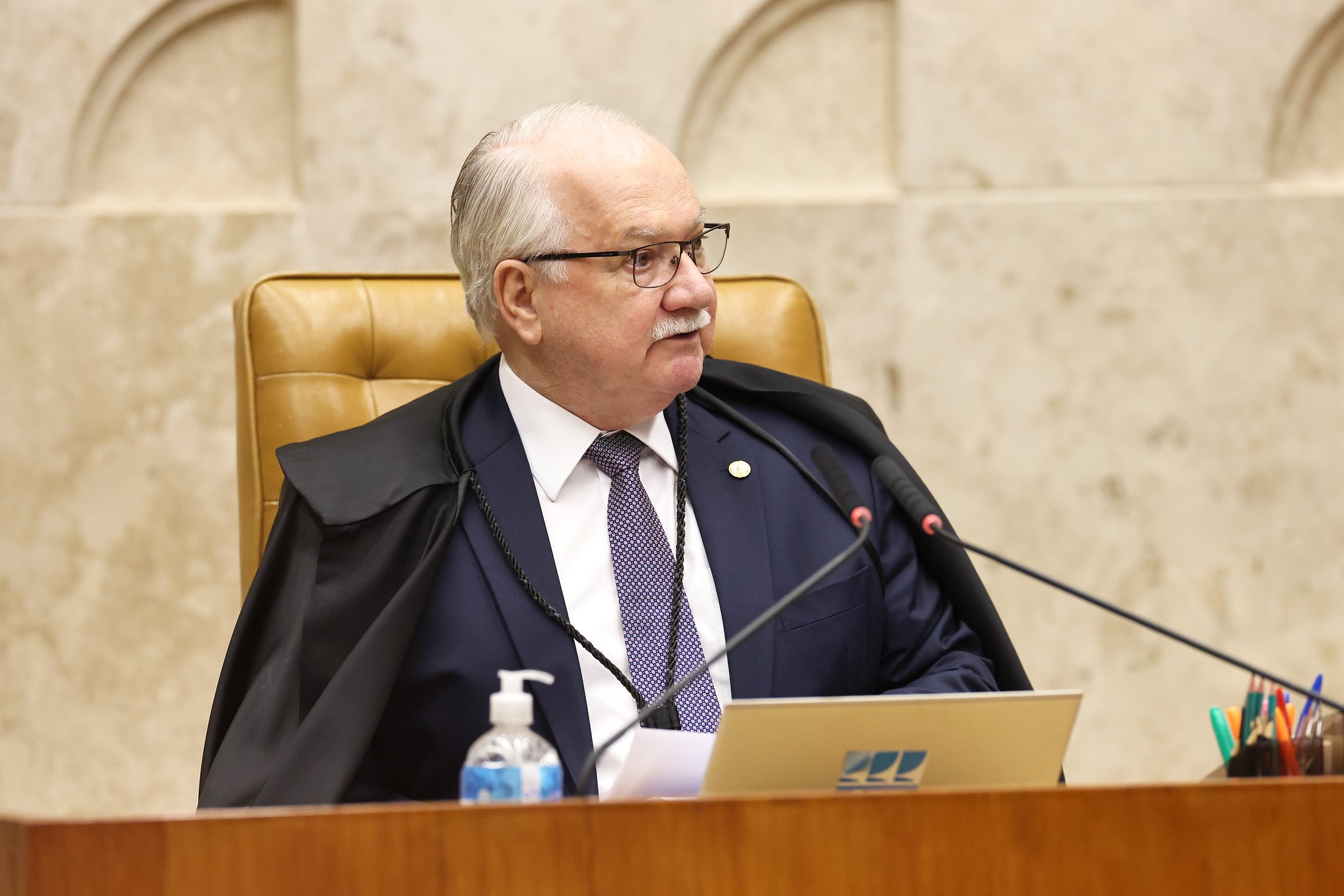 Edson Fachin adia reunião que teria com a OAB para tratar de crise no STF