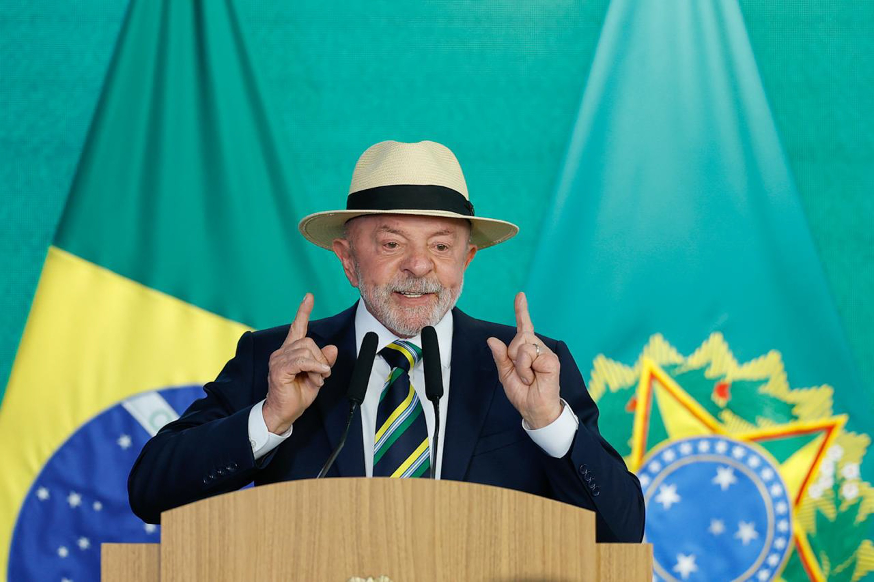 Lula diz esperar que PEC do fim da escala 6×1 avance após o primeiro turno das eleições 