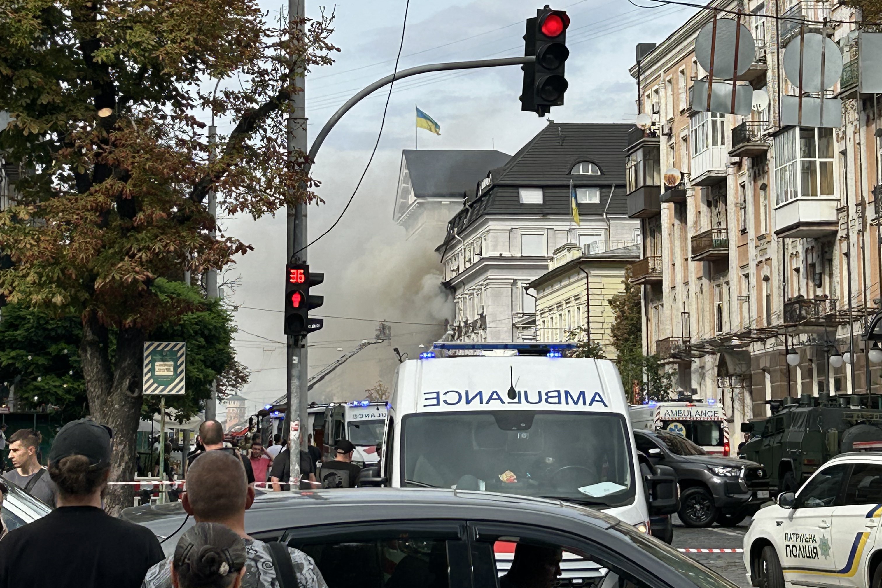 Rússia ataca QG do Serviço de Segurança da Ucrânia e Zelensky promete resposta
