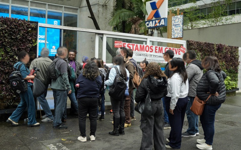 Greve na Caixa Econômica: TST determina que 60% dos bancários voltem ao trabalho
