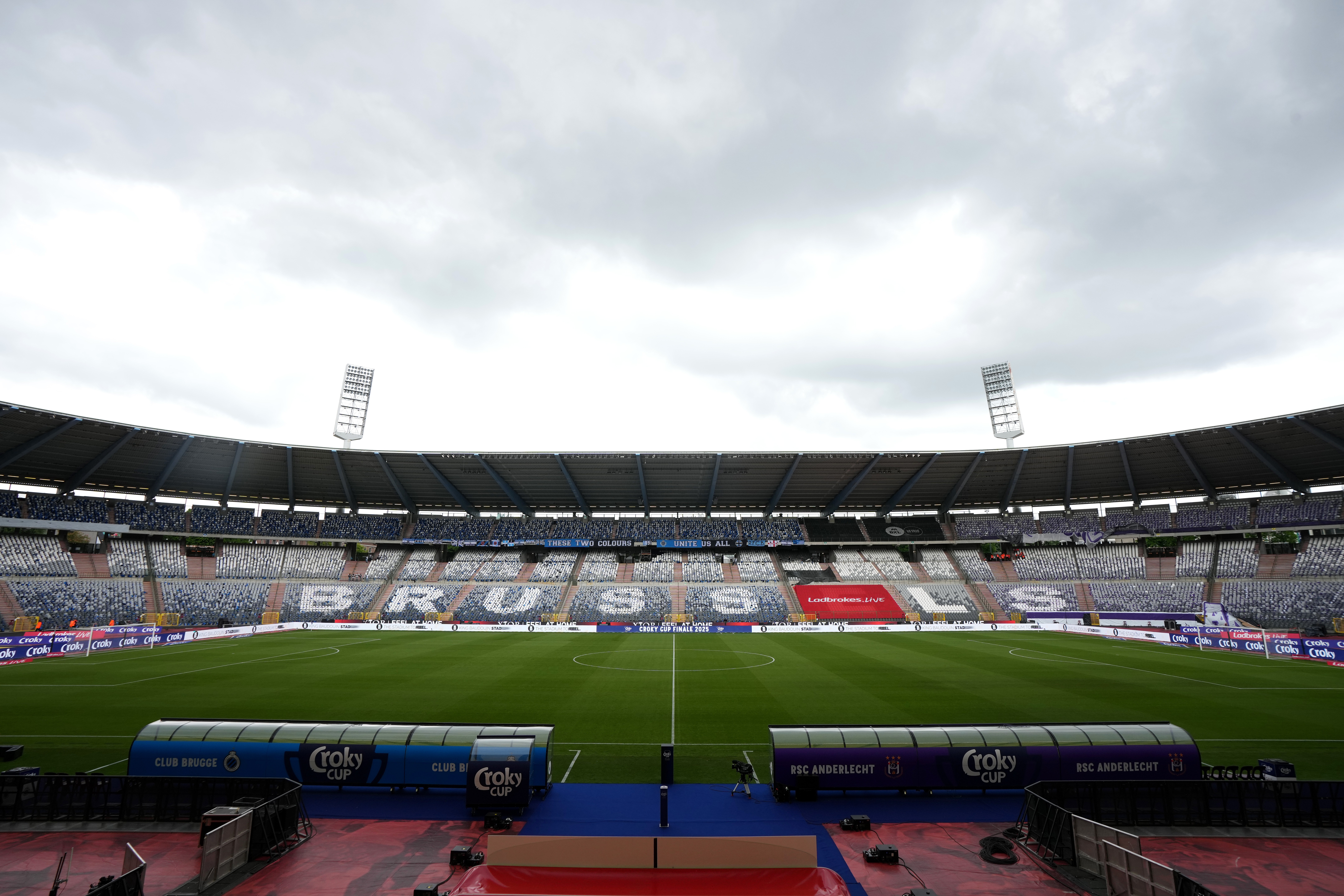Jogos de hoje, segunda, 28 de setembro: onde assistir futebol ao vivo e horários