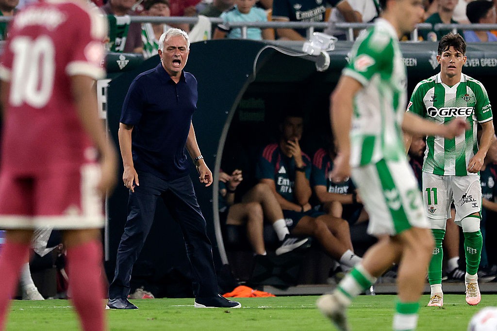 Real Madrid sofre primeira derrota na La Liga durante visita ao Betis